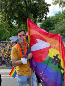 Bank Austria Flagge - Vienna Pride Parade